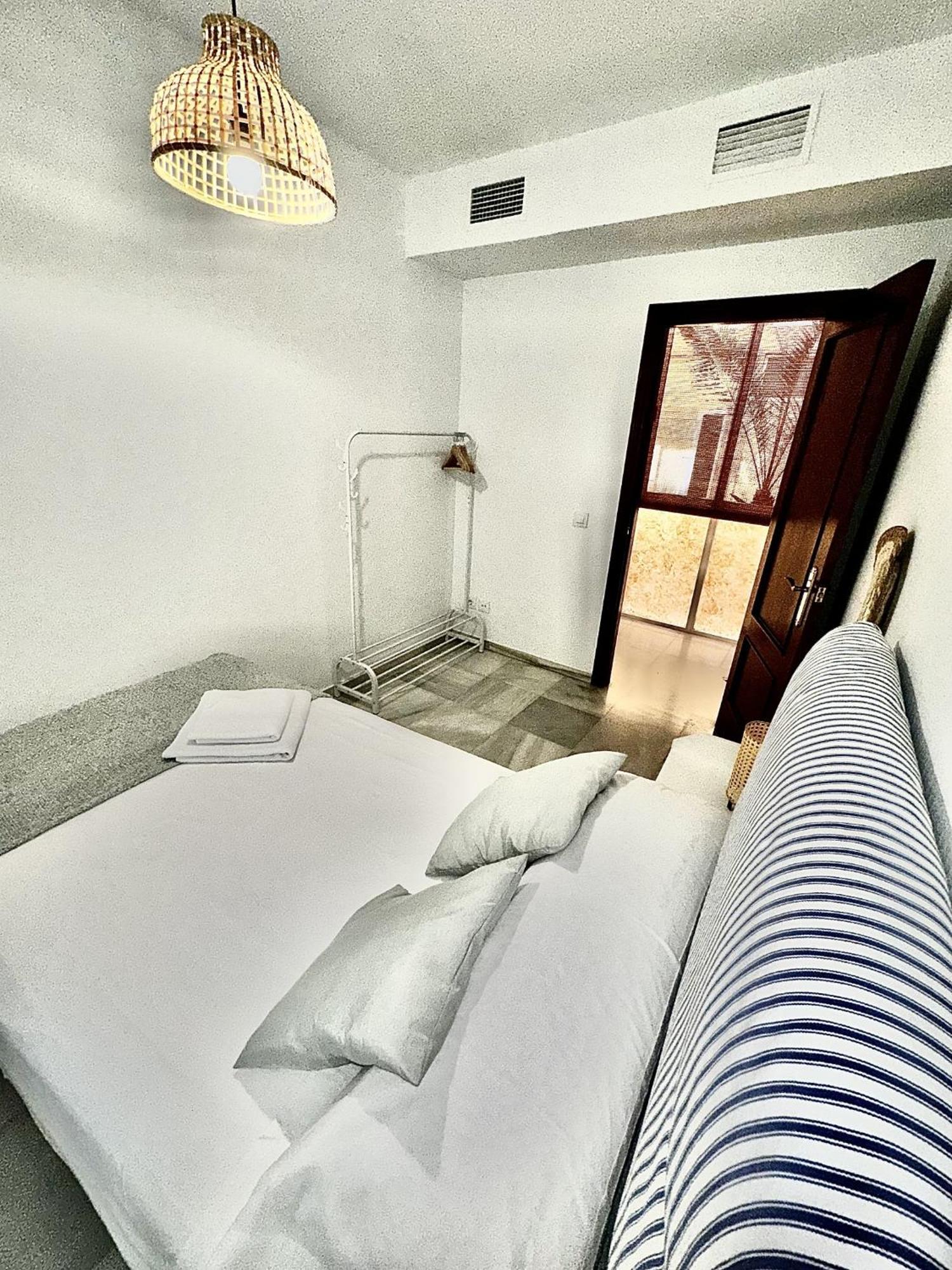 Апартаменти Apartamento Arellano Кармона Екстер'єр фото