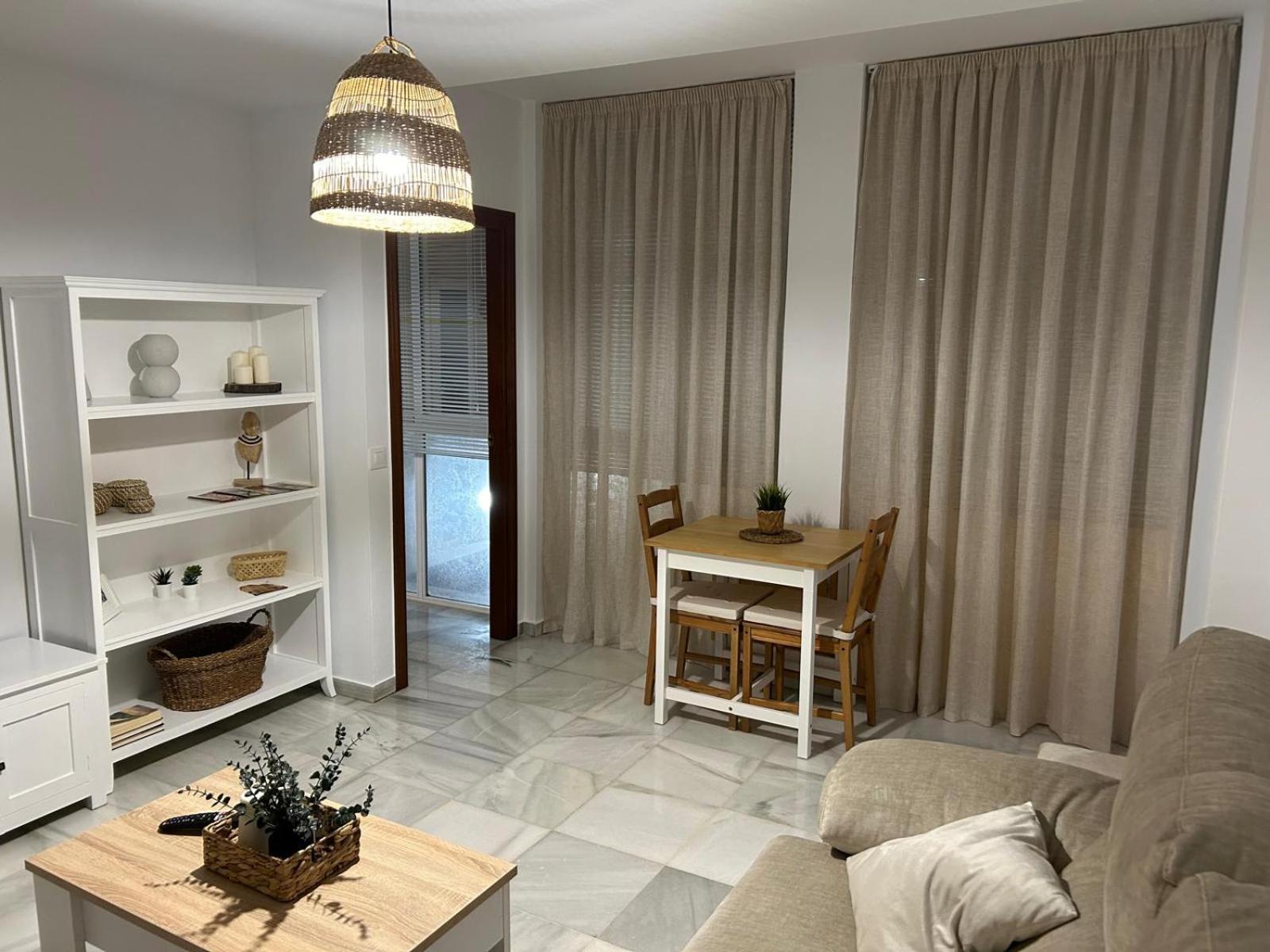 Апартаменти Apartamento Arellano Кармона Екстер'єр фото