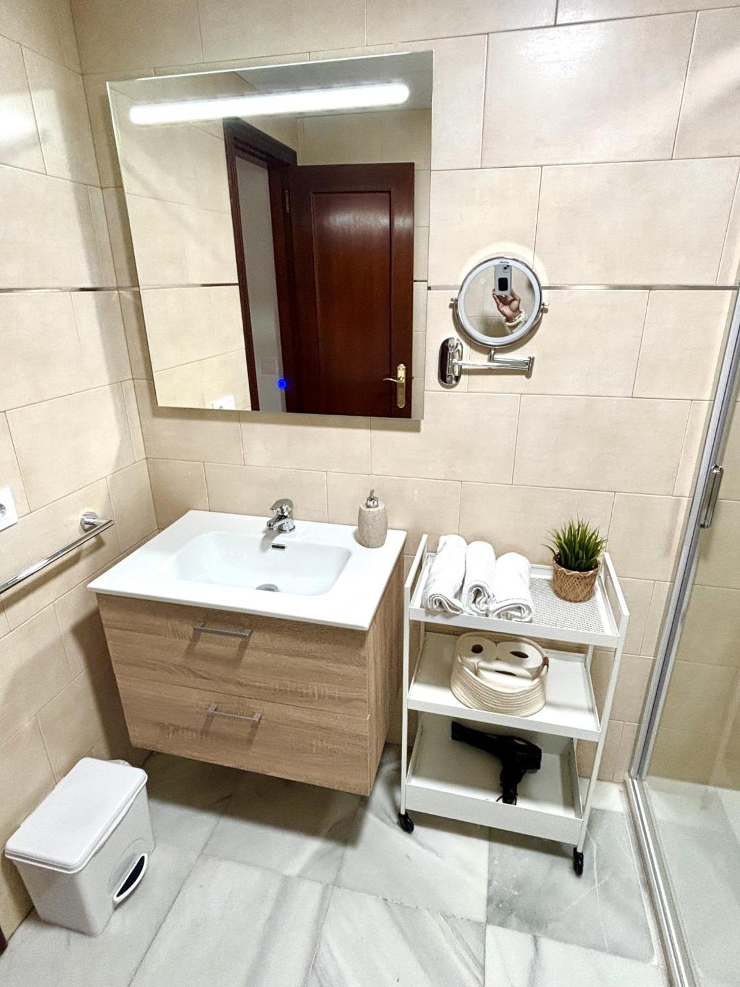 Апартаменти Apartamento Arellano Кармона Екстер'єр фото