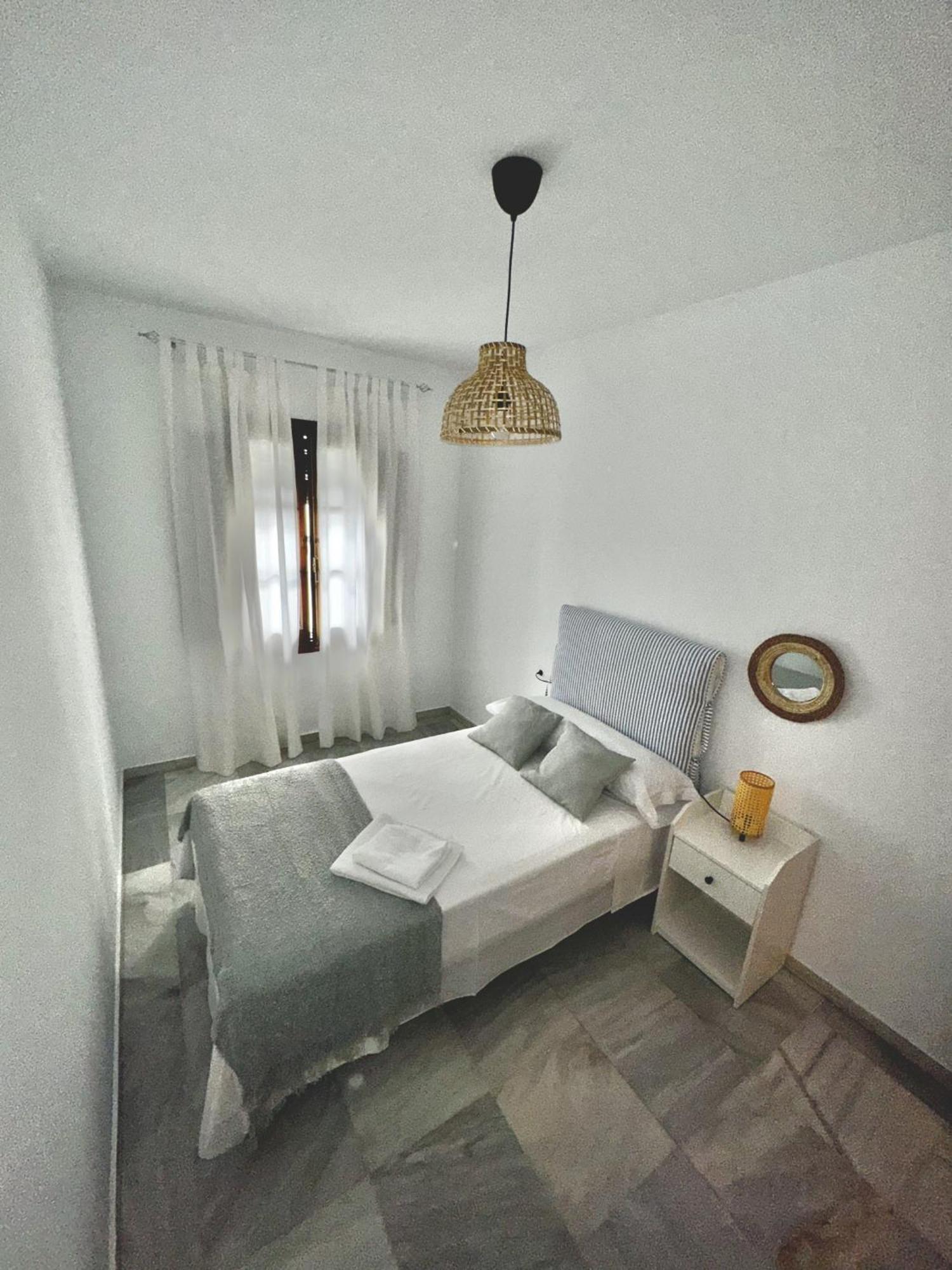 Апартаменти Apartamento Arellano Кармона Екстер'єр фото